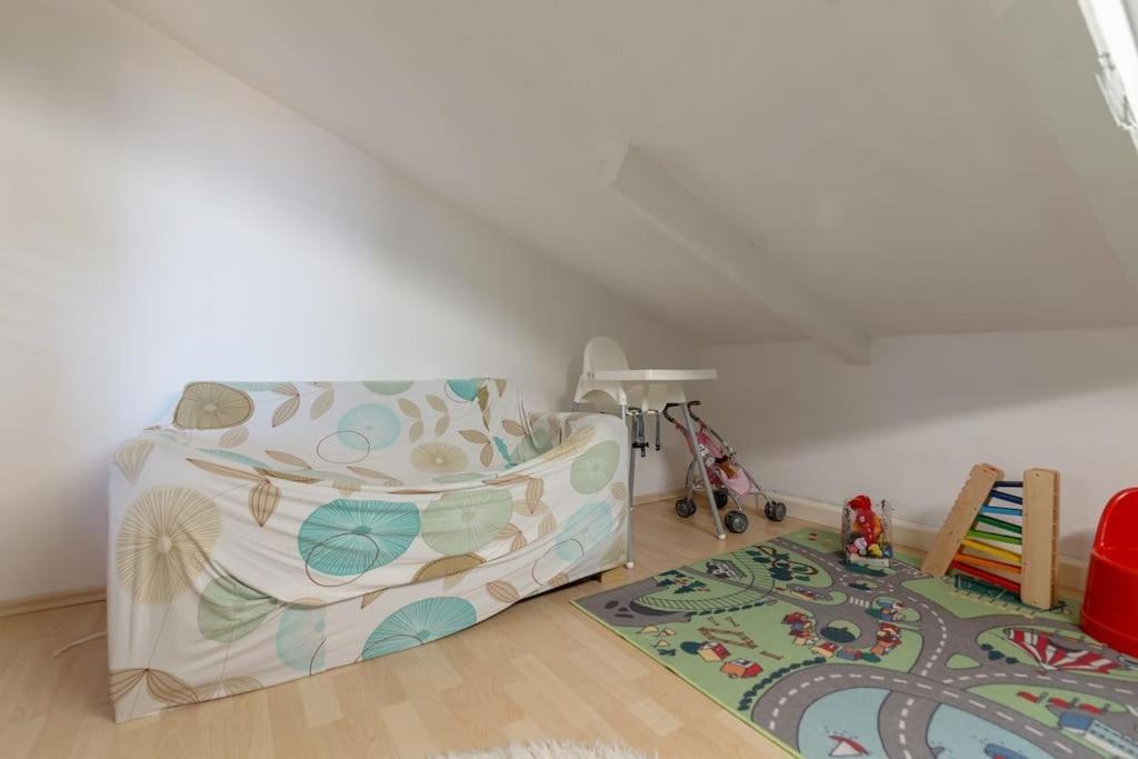Lovely Spacious 3Room Loft Under Roof-100M2-Touristarea Rauth Bagian luar foto